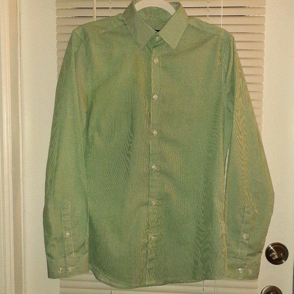 H&M Slim Fit Button-Up Shirt Size Small